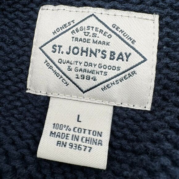 ST JOHN'S BAY Men's Large Navy Blue White Snowflake Knit Sweater 1/4 Zip Vintage - Picture 3 of 7